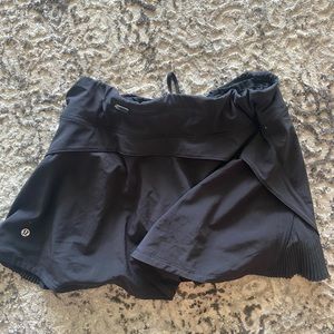 Lulu lemon tennis skirt